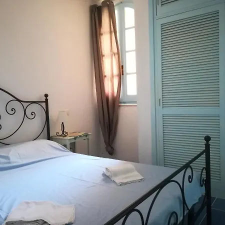 Casa Fronte Mare Nyaraló